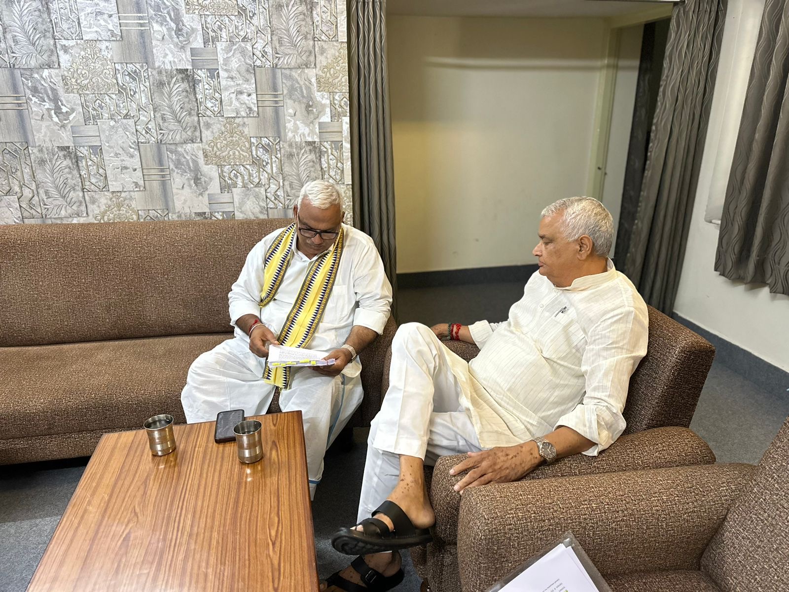 dd2c49b6 860d 4cf8 8a15 b22059e77118