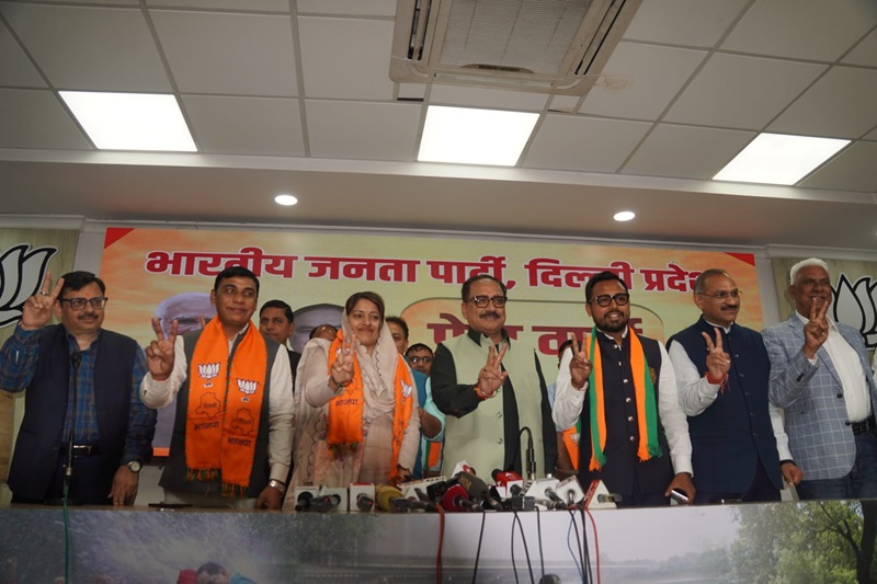 aap leaders join bjp in delhi