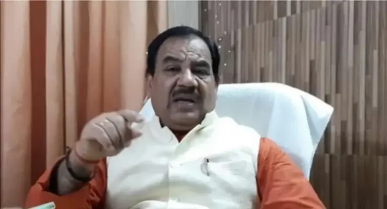 ‘राहुल गांधी का टिकट भी फाइनल नहीं’- कांग्रेस के इस नेता ने बोल दी बड़ी बात, देखें पूरी खबर